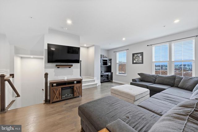 6312 OSTERLEY ST, Baltimore, MD 21220