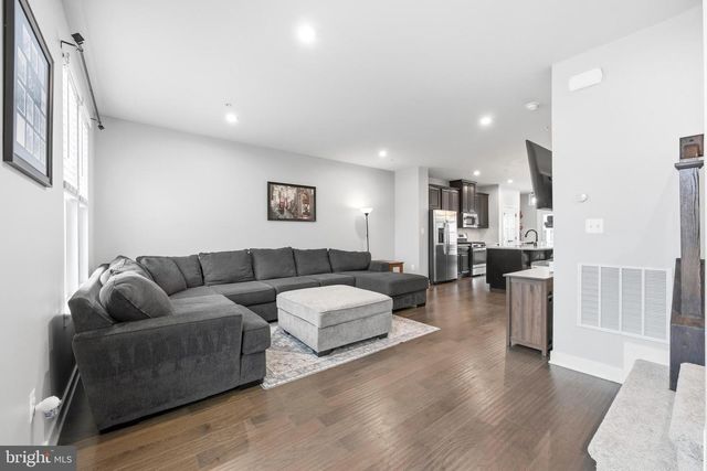 6312 OSTERLEY ST, Baltimore, MD 21220