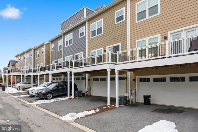 6312 OSTERLEY ST, Baltimore, MD 21220