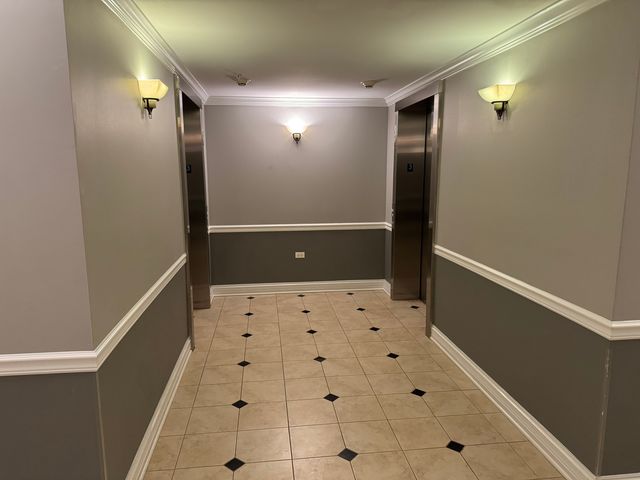 77 N Quentin Road 305, Palatine, IL 60067