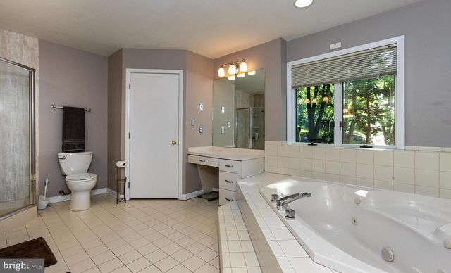 4728 GREAT OAK LN, Harrisburg, PA 17110