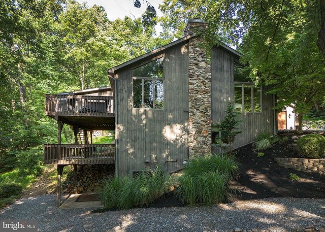 4728 GREAT OAK LN, Harrisburg, PA 17110