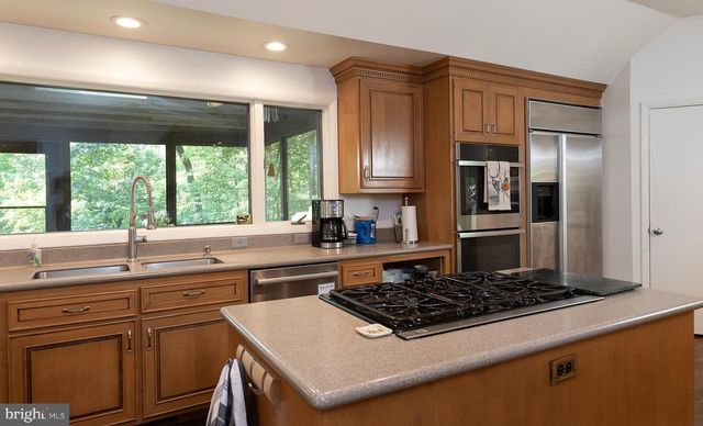 4728 GREAT OAK LN, Harrisburg, PA 17110