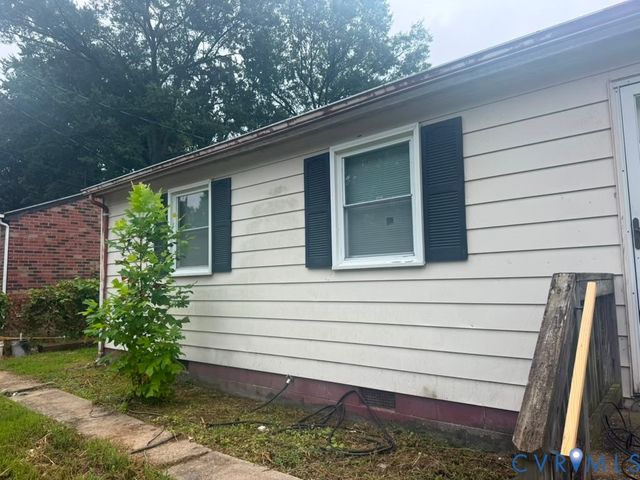 2337 Maclin Cir, Hopewell, VA 23860