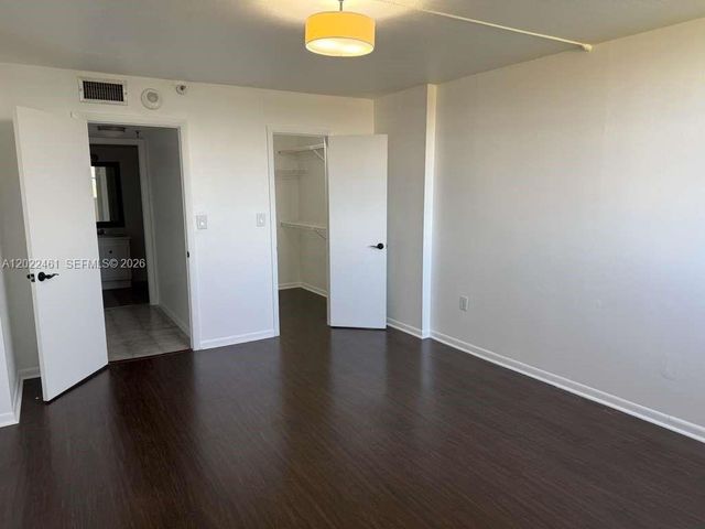 900 NE 195th Street 618, Miami, FL 33179
