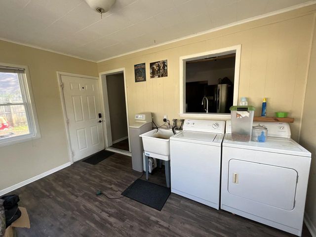 780 N Glenwood DRIVE, Silver Lake, WI 53170