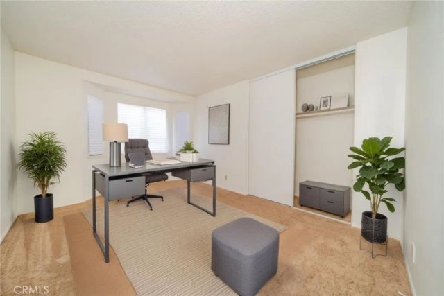 1385 W Wedgewood, Rialto, CA 92376