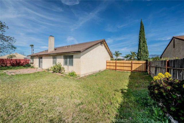 1385 W Wedgewood, Rialto, CA 92376