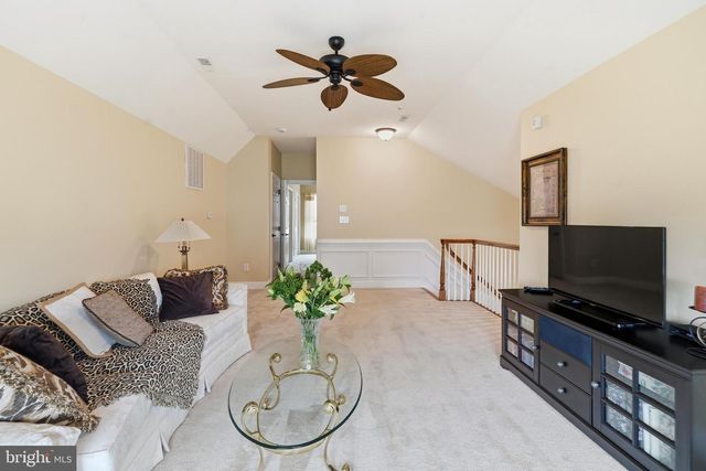 4826 SPENCER DR, Schwenksville, PA 19473