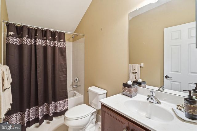 4826 SPENCER DR, Schwenksville, PA 19473