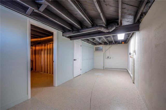 5529 Granada Lane, Mission, KS 66205