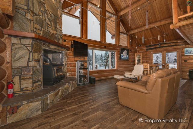 453 PLEASURE DRIVE, North Pole, AK 99705