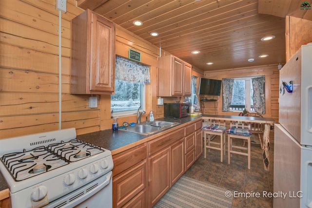453 PLEASURE DRIVE, North Pole, AK 99705