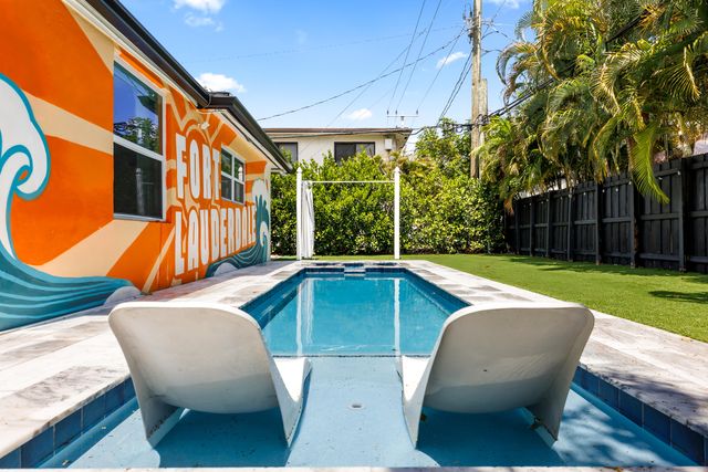 5530 NE 18th Avenue, Fort Lauderdale, FL 33334