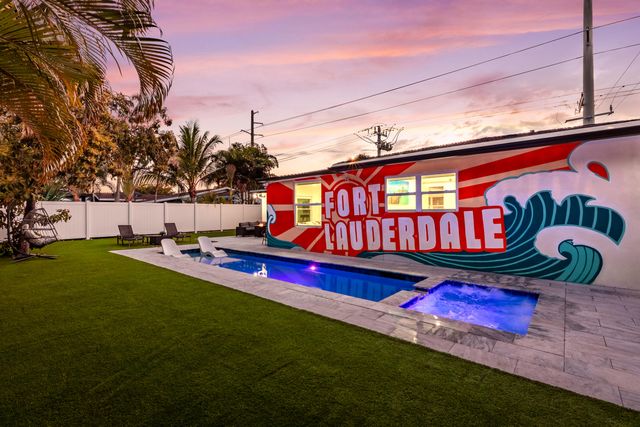 5530 NE 18th Avenue, Fort Lauderdale, FL 33334