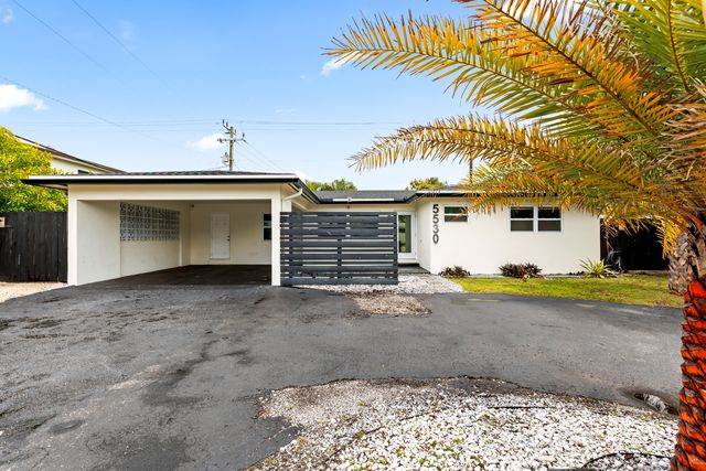 5530 NE 18th Avenue, Fort Lauderdale, FL 33334