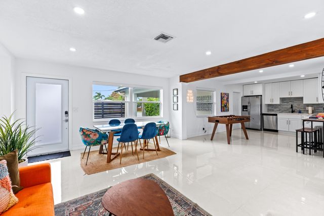 5530 NE 18th Avenue, Fort Lauderdale, FL 33334