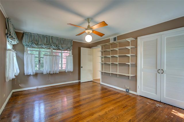 7 Oak Village Drive, Greenville, TX 75402