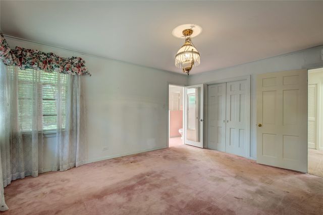 7 Oak Village Drive, Greenville, TX 75402