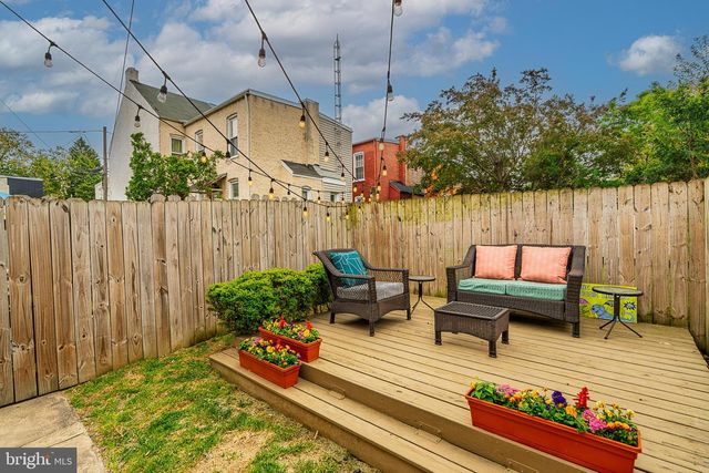 320 E NEW ST, Lancaster, PA 17602
