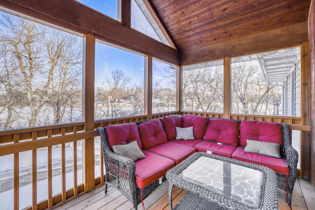 401 Highway 7, Excelsior, MN 55331