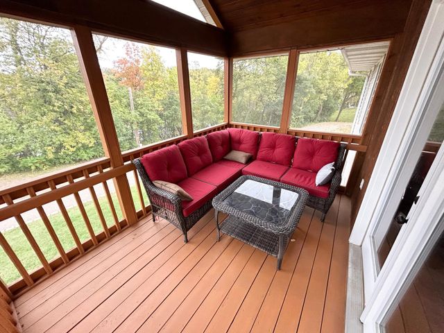 401 Highway 7, Excelsior, MN 55331