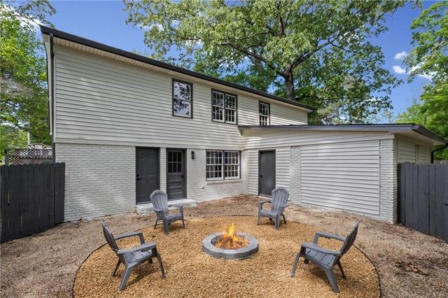 7 E Creekview Drive SW, Rome, GA 30165