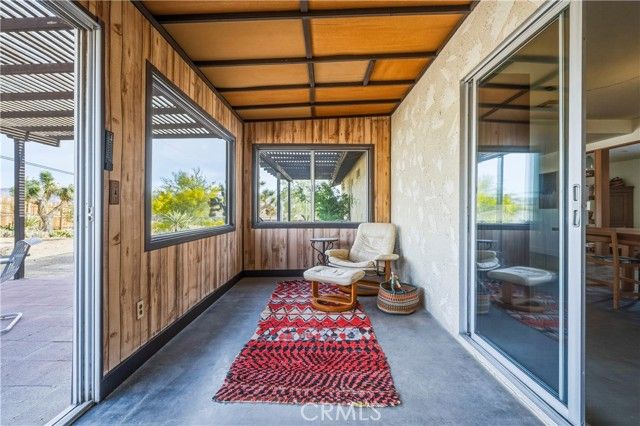 6381 Airway Avenue, Yucca Valley, CA 92284