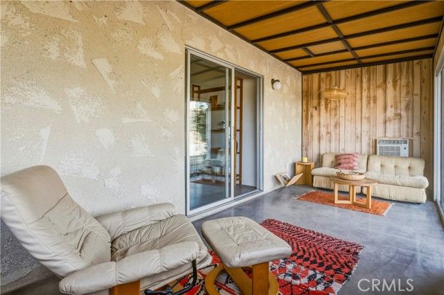 6381 Airway Avenue, Yucca Valley, CA 92284