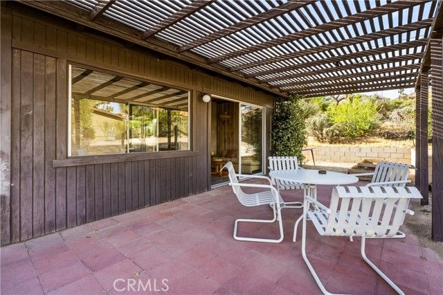 6381 Airway Avenue, Yucca Valley, CA 92284