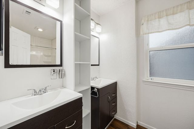 8305 Lake Bend Drive, Rowlett, TX 75088