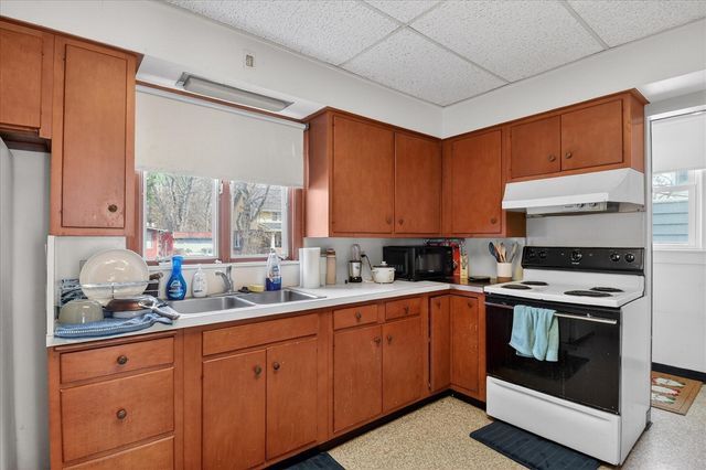 1203 S State Street, Ann Arbor, MI 48104