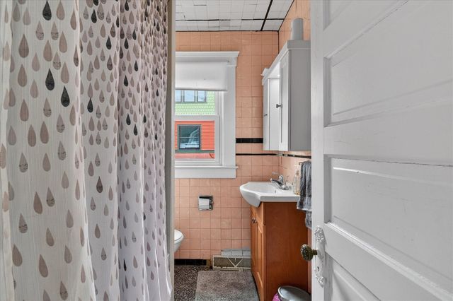 1203 S State Street, Ann Arbor, MI 48104