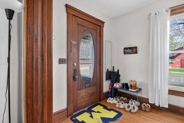 1203 S State Street, Ann Arbor, MI 48104