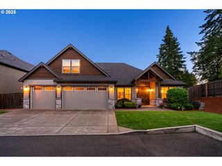 11712 Nw 15TH Ave, Vancouver, WA 98685