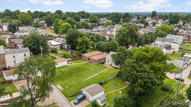 2622 Pearl Avenue, St Louis, MO 63139