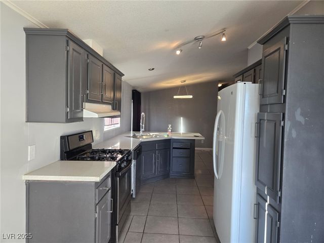 3501 Twining Avenue, North Las Vegas, NV 89030