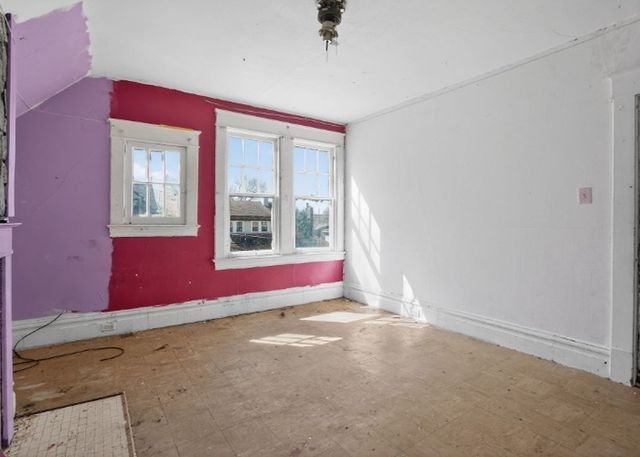 1156 Pemberton St, Brighton Heights, PA 15212