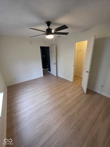 14283 Refreshing Garden Lane, Fishers, IN 46038