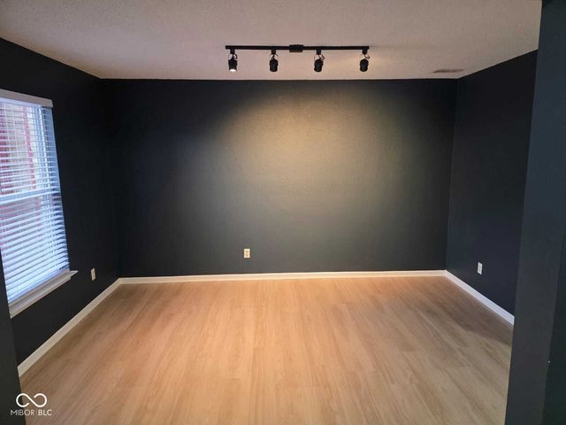 14283 Refreshing Garden Lane, Fishers, IN 46038