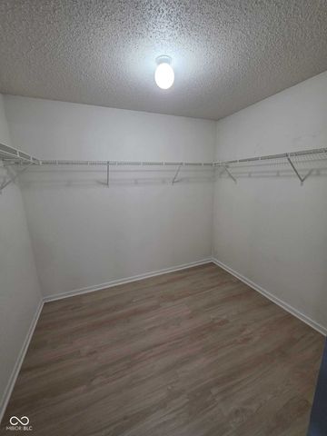 14283 Refreshing Garden Lane, Fishers, IN 46038