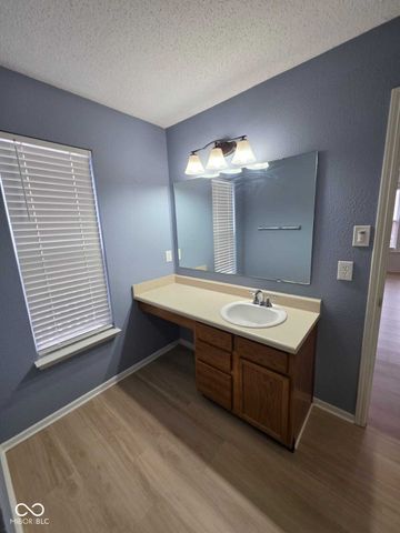 14283 Refreshing Garden Lane, Fishers, IN 46038