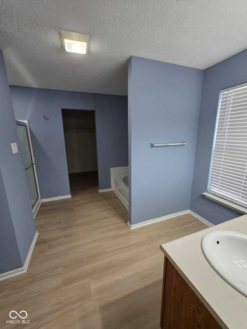 14283 Refreshing Garden Lane, Fishers, IN 46038