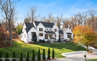 530 Country Ln, Louisville, KY 40207