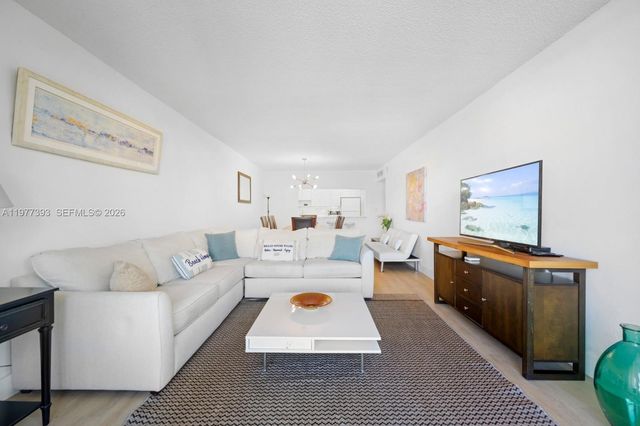 19370 Collins Ave 422, Sunny Isles Beach, FL 33160