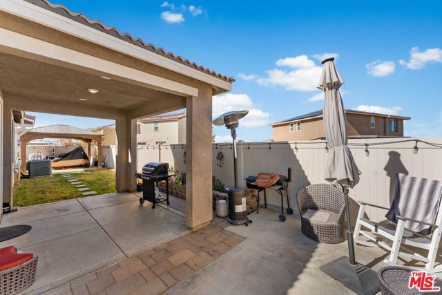 5101 W Avenue J5, Lancaster, CA 93536