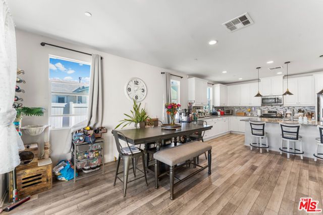 5101 W Avenue J5, Lancaster, CA 93536