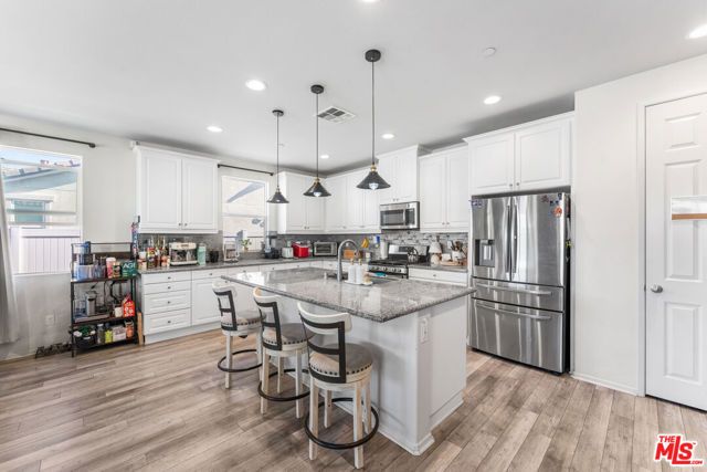 5101 W Avenue J5, Lancaster, CA 93536