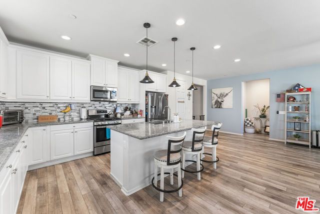 5101 W Avenue J5, Lancaster, CA 93536