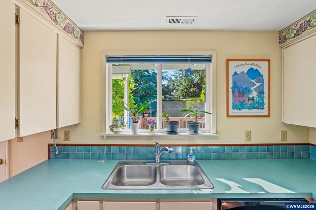 3256 SW Knollbrook Av, Corvallis, OR 97333